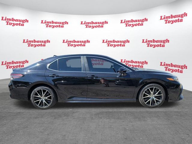 2021 Toyota Camry SE Automatic - 22918560 - 19