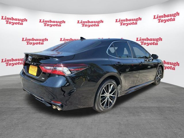 2021 Toyota Camry SE Automatic - 22918560 - 20