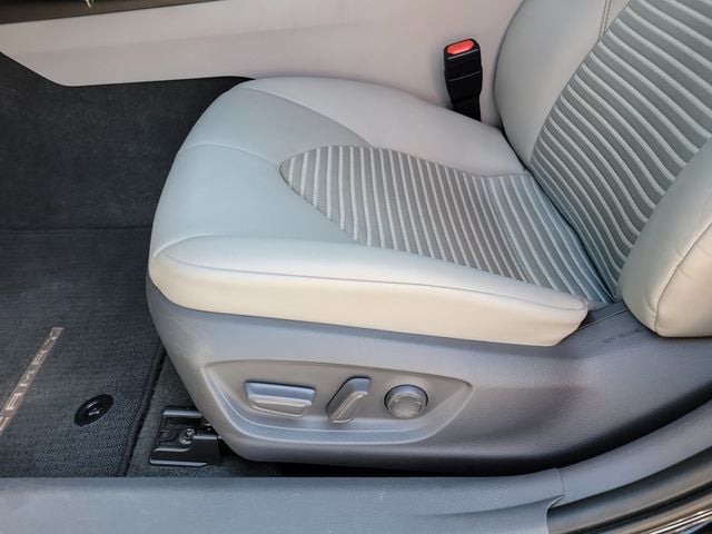 2021 Toyota Camry SE Automatic - 22918560 - 4