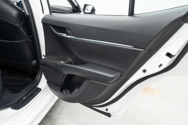 2021 Toyota Camry SE Automatic - 23059651 - 22