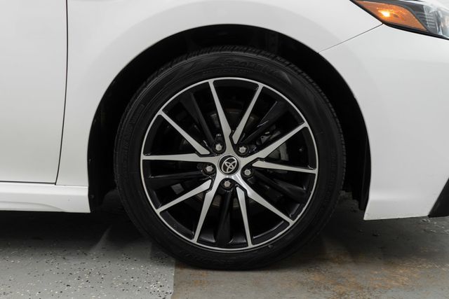 2021 Toyota Camry SE Automatic - 23059651 - 29