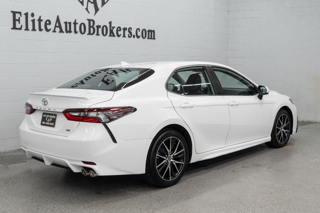 2021 Toyota Camry SE Automatic - 23059651 - 31
