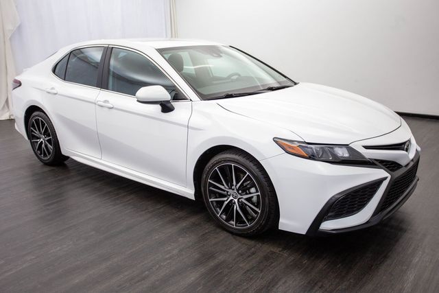 2021 Toyota Camry SE Automatic - 22571015 - 1