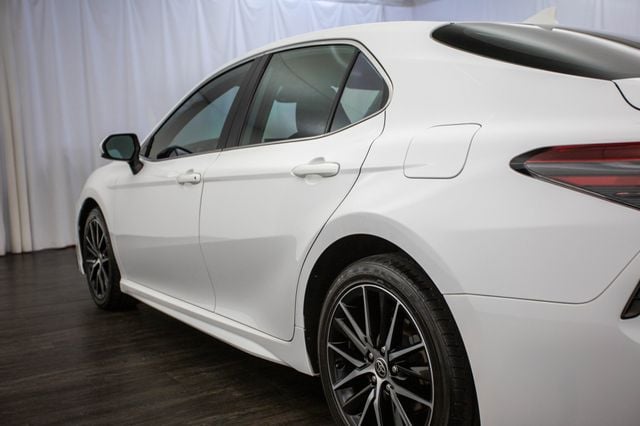 2021 Toyota Camry SE Automatic - 23001792 - 31