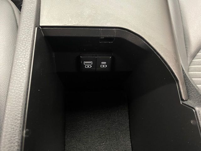 2021 Toyota Camry SE Automatic - 22954586 - 28