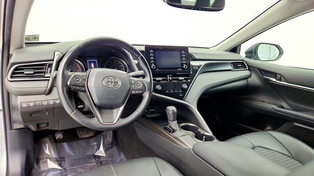 2021 Toyota Camry SE Automatic w/ Cold Weather & Convenience Pkgs + Power Moonroof - 22960919 - 12