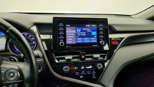 2021 Toyota Camry SE Automatic w/ Cold Weather & Convenience Pkgs + Power Moonroof - 22960919 - 17