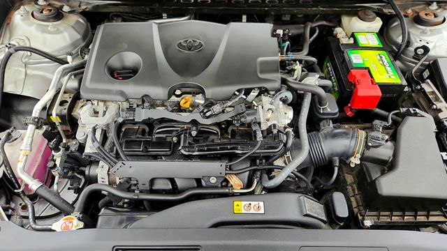 2021 Toyota Camry SE Automatic w/ Cold Weather & Convenience Pkgs + Power Moonroof - 22960919 - 27