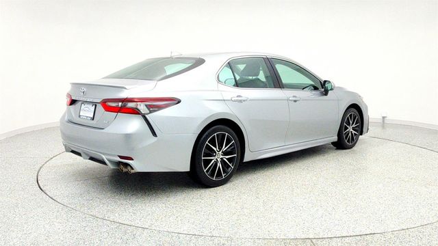 2021 Toyota Camry SE Automatic w/ Cold Weather & Convenience Pkgs + Power Moonroof - 22960919 - 4