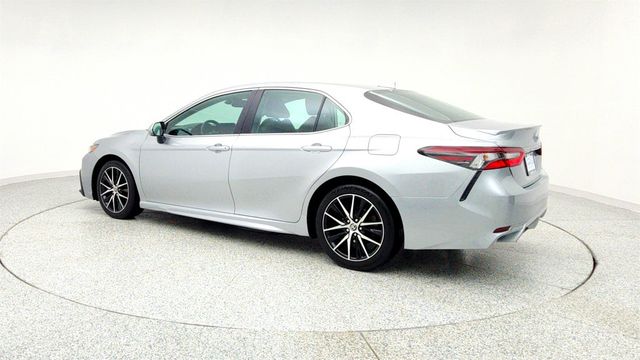 2021 Toyota Camry SE Automatic w/ Cold Weather & Convenience Pkgs + Power Moonroof - 22960919 - 6