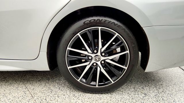 2021 Toyota Camry SE Automatic w/ Cold Weather & Convenience Pkgs + Power Moonroof - 22960919 - 8