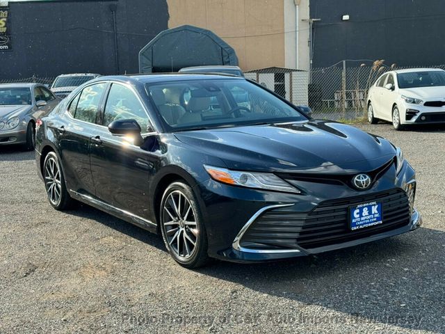 2021 Toyota Camry XLE V6 ,PNORAMA ROOF,LANE ASSIST,BLIND SPOT - 22388500 - 1