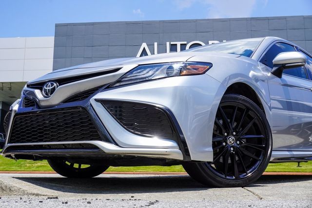 2021 Toyota Camry XSE photo 2