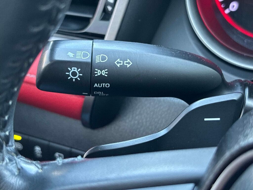 2021 Toyota Camry XSE Automatic - 23029561 - 33
