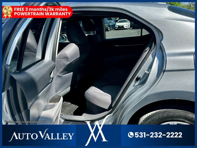 2021 Toyota Camry Hybrid LE Sedan 4D - 22939030 - 19