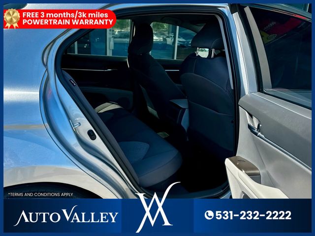 2021 Toyota Camry Hybrid LE Sedan 4D - 22939030 - 23