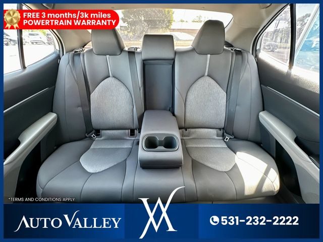 2021 Toyota Camry Hybrid LE Sedan 4D - 22939030 - 34