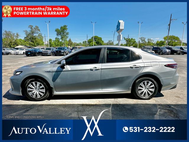 2021 Toyota Camry Hybrid LE Sedan 4D - 22939030 - 3
