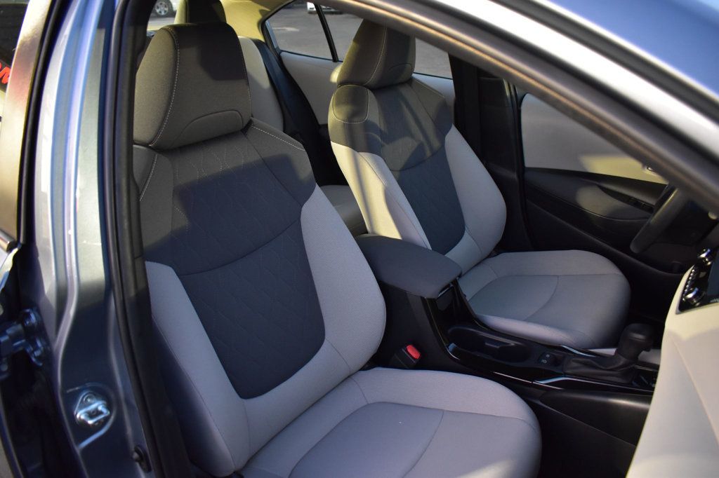 2021 Toyota Corolla Hybrid LE photo 15