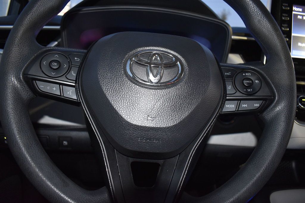 2021 Toyota Corolla Hybrid LE photo 26