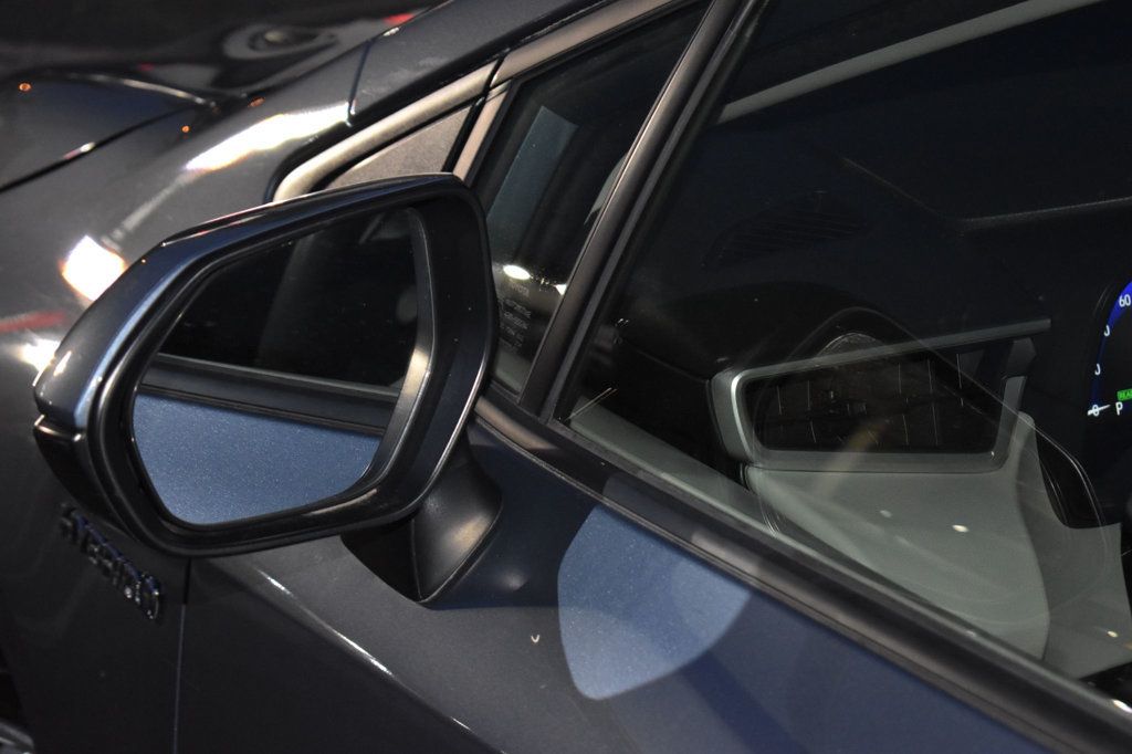 2021 Toyota Corolla Hybrid LE photo 36