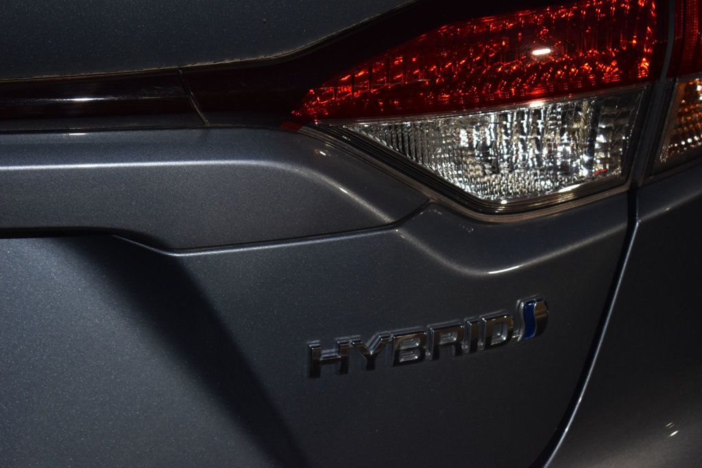 2021 Toyota Corolla Hybrid LE photo 42