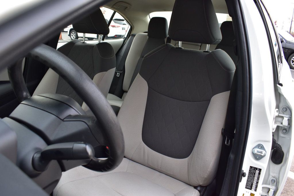 2021 Toyota Corolla Hybrid LE CVT - 22947173 - 14