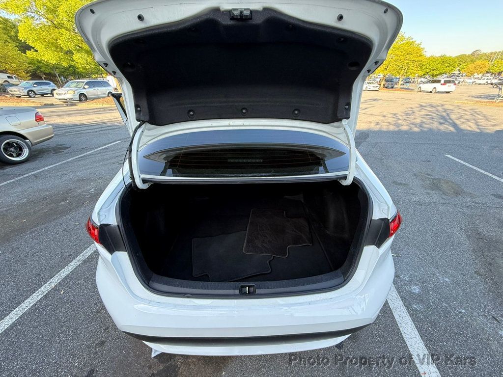 2021 Toyota Corolla LE CVT - 23011908 - 17