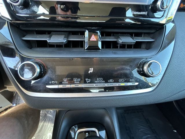 2021 Toyota Corolla LE CVT - 22984100 - 18