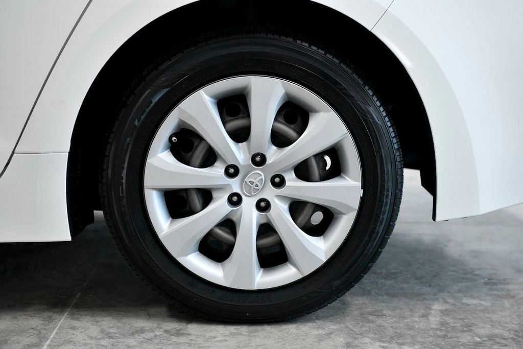 2021 Toyota Corolla LE CVT - 22130055 - 11