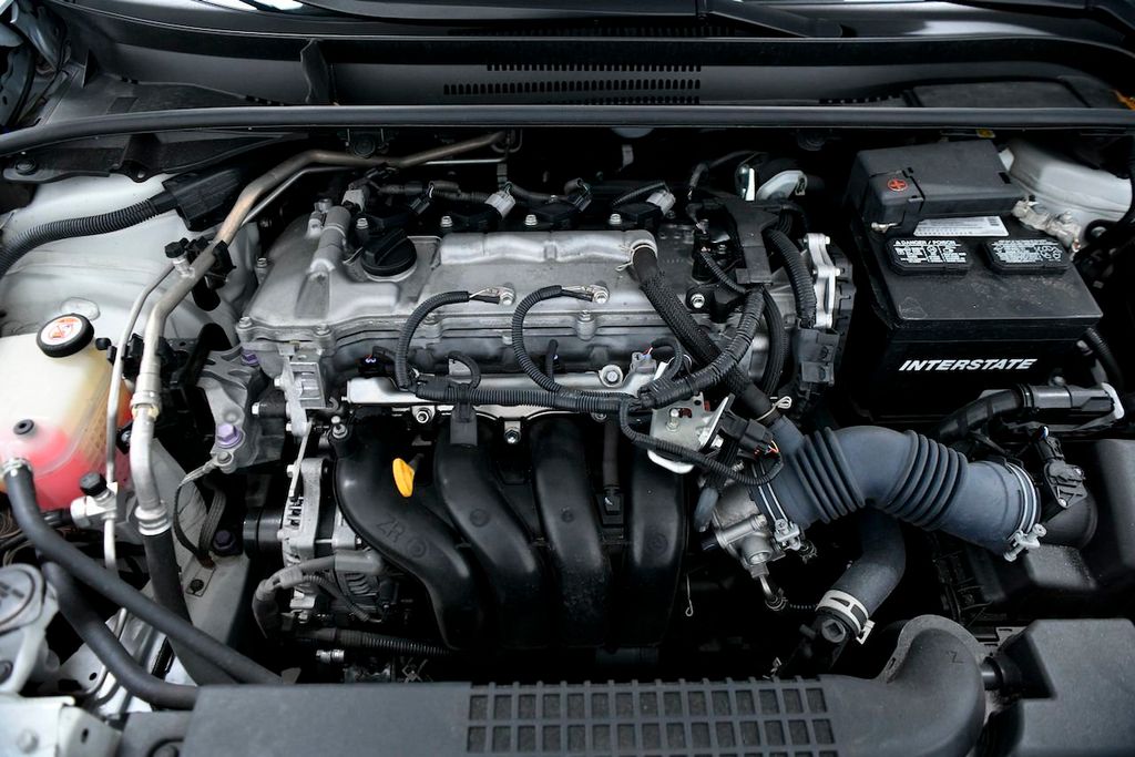 2021 Toyota Corolla LE CVT - 22130055 - 18