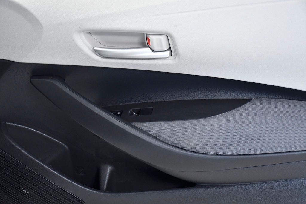 2021 Toyota Corolla LE CVT - 22887072 - 17