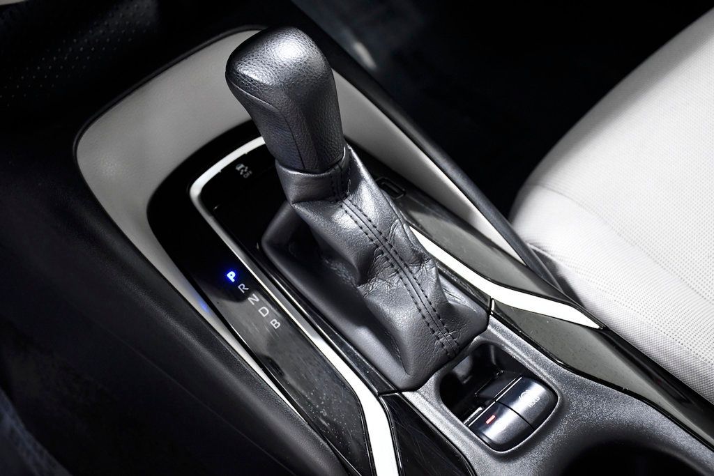 2021 Toyota Corolla LE CVT - 22887072 - 24