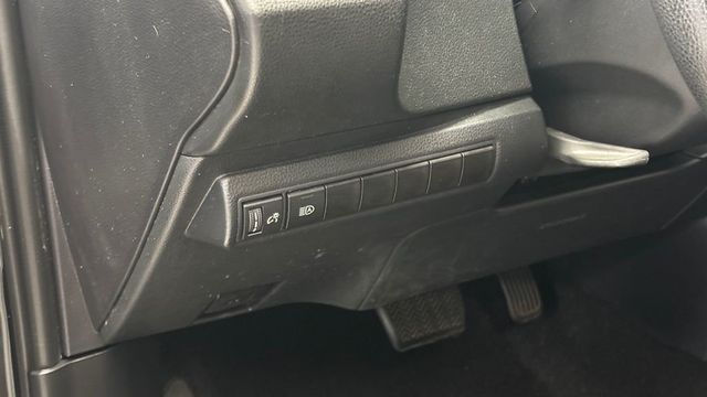 2021 Toyota Corolla LE CVT - 23037055 - 12