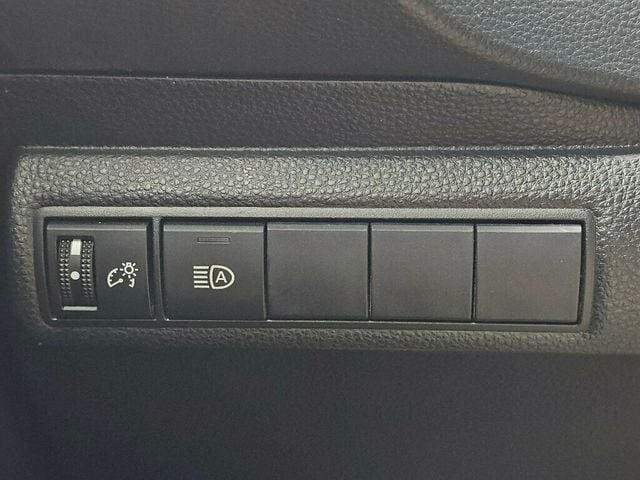 2021 Toyota Corolla LE CVT - 22958856 - 29