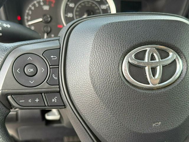 2021 Toyota Corolla LE CVT - 23047650 - 21