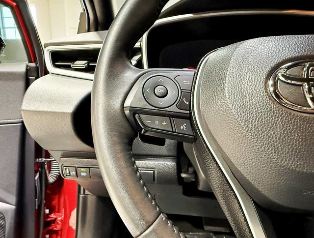 2021 Toyota Corolla Hatchback SE CVT - 22944326 - 12