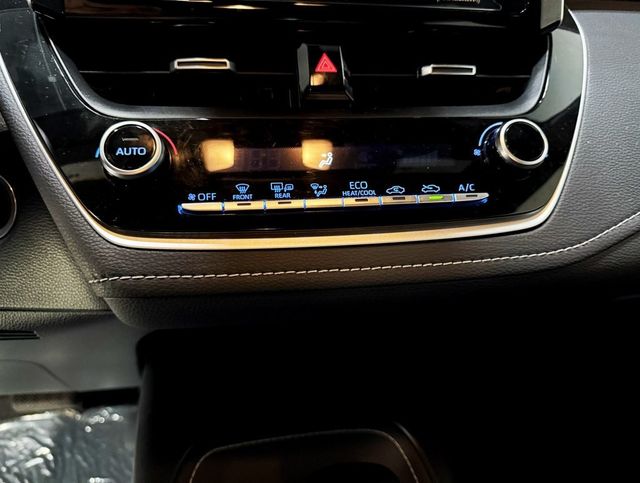 2021 Toyota Corolla Hatchback SE CVT - 22944326 - 20