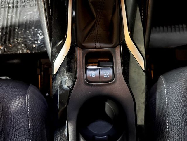 2021 Toyota Corolla Hatchback SE CVT - 22944326 - 22