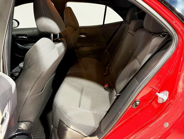 2021 Toyota Corolla Hatchback SE CVT - 22944326 - 27