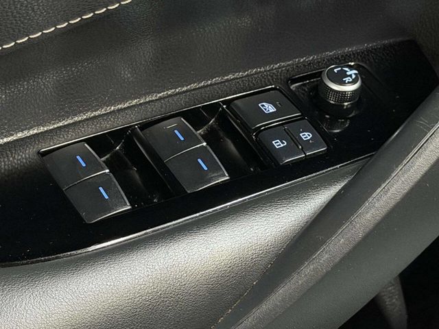 2021 Toyota Corolla Hatchback SE CVT - 22979988 - 10