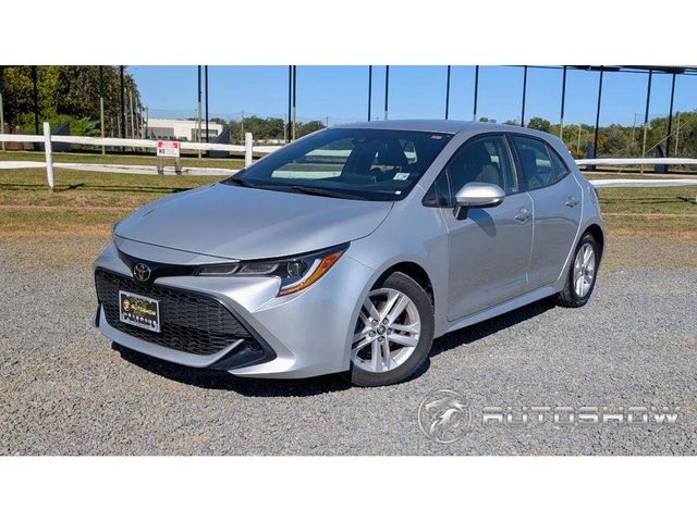 2021 Toyota Corolla Hatchback SE CVT - 22925951 - 0