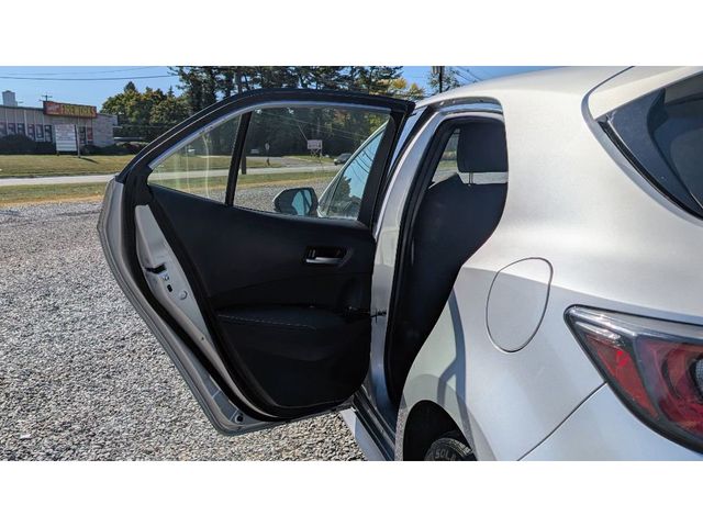 2021 Toyota Corolla Hatchback SE CVT - 22925951 - 9