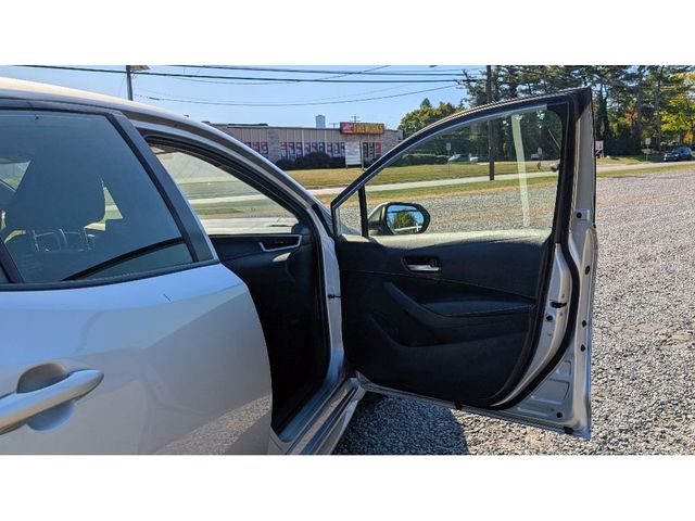 2021 Toyota Corolla Hatchback SE CVT - 22925951 - 10