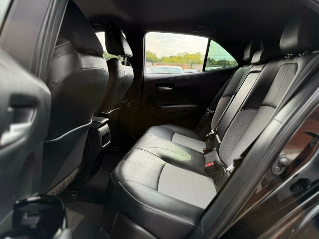 2021 Toyota Corolla XSE photo 12