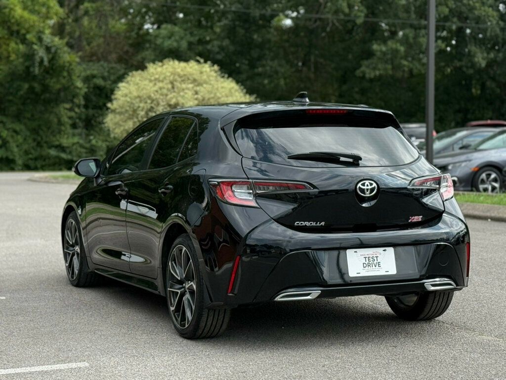 2021 Toyota Corolla XSE photo 3