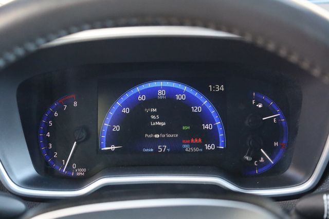 2021 Toyota Corolla Hatchback XSE Manual - 22976733 - 41