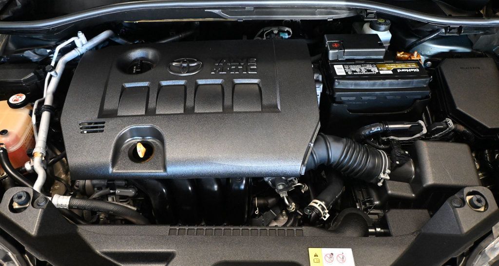 Toyota C-HR photo 18