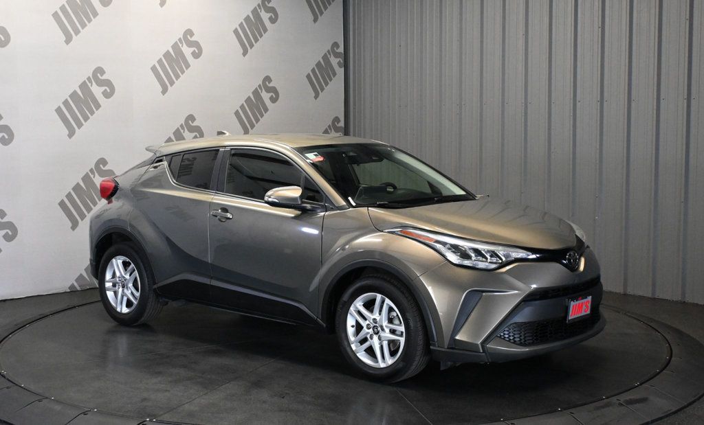 Toyota C-HR photo 3