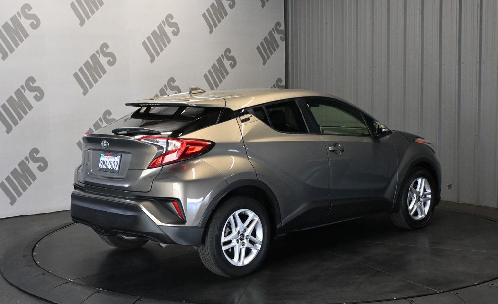 Toyota C-HR photo 5
